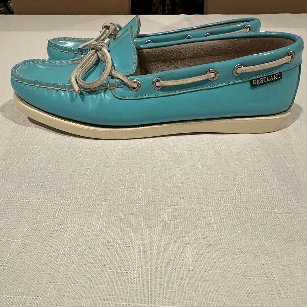 Eastland chic turquoise